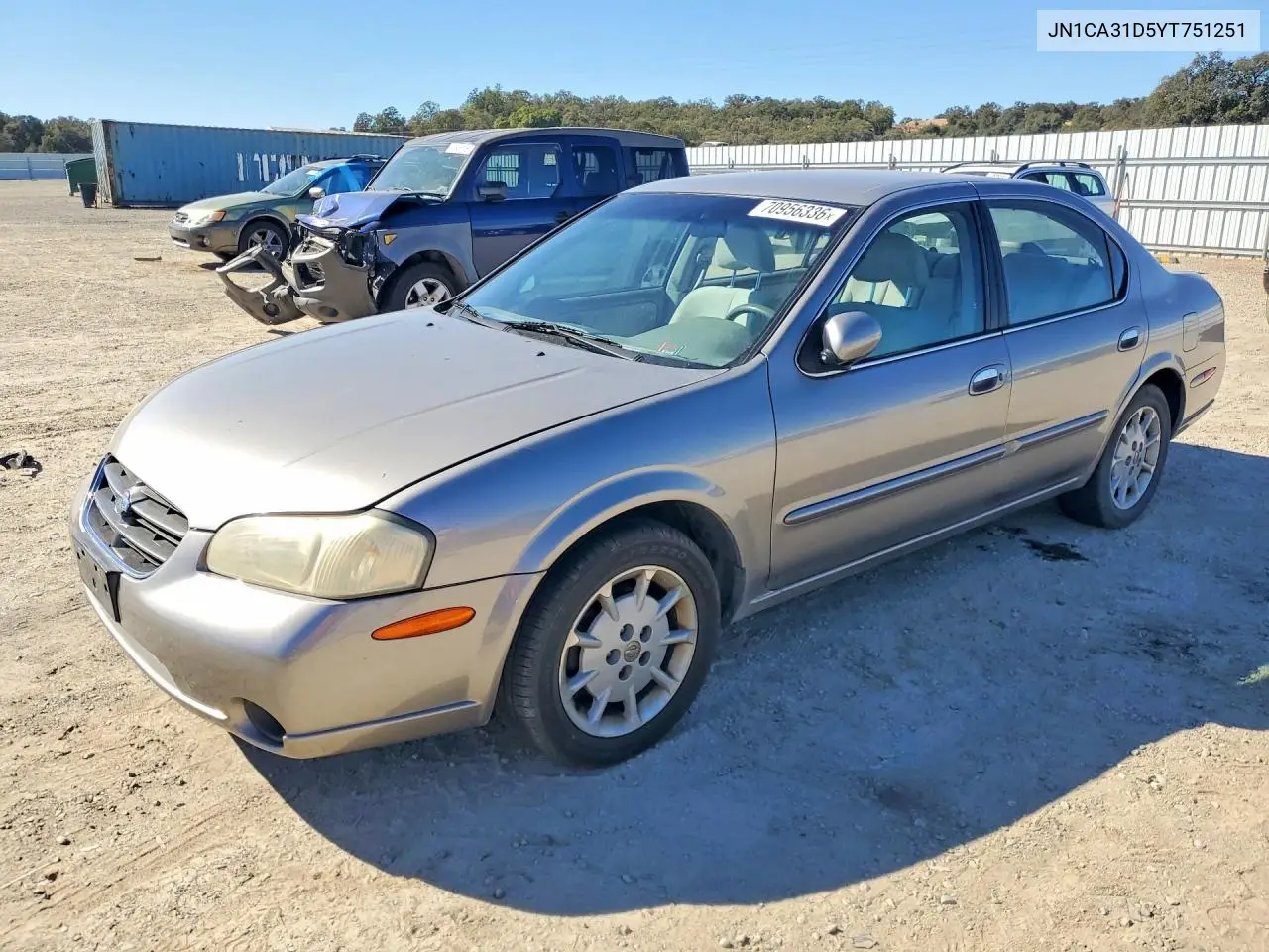 NISSAN MAXIMA 2000, VIN JN1CA31D5YT751251