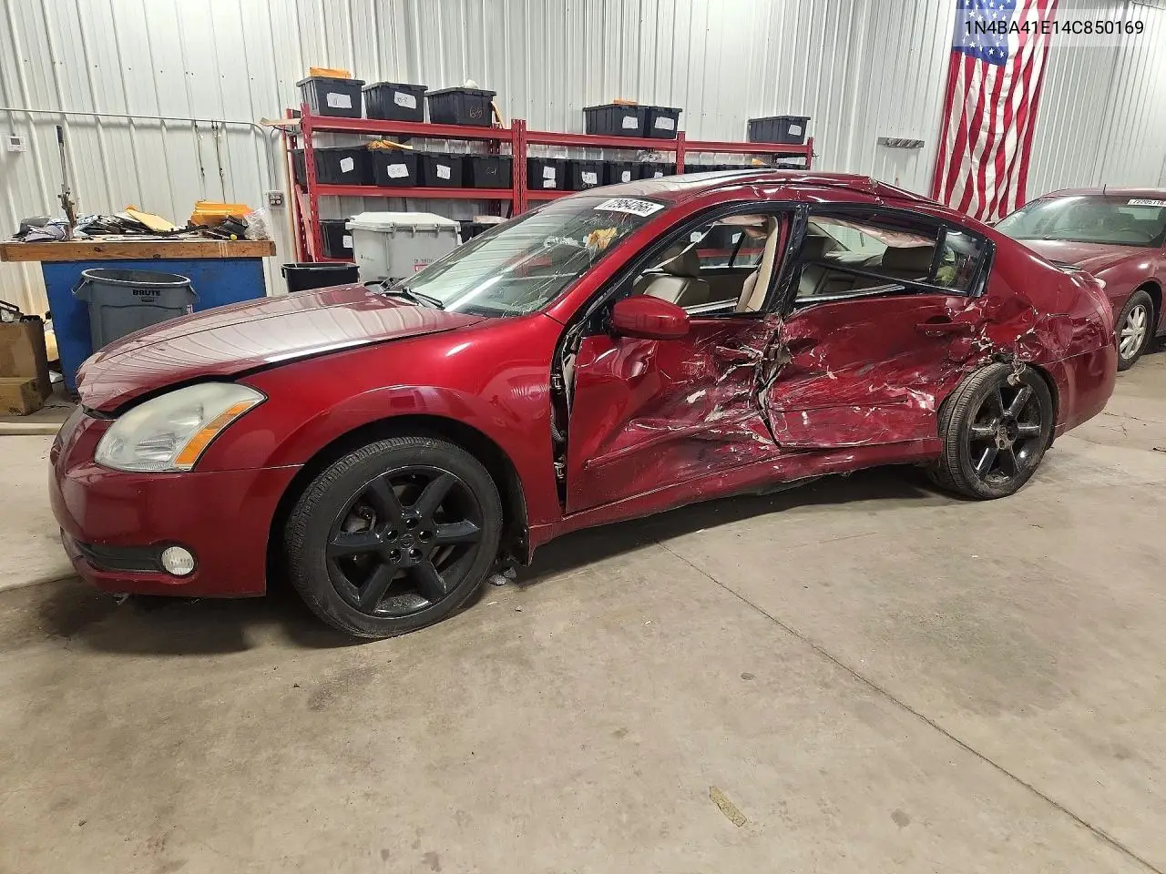 NISSAN MAXIMA 2004, VIN 1N4BA41E14C850169