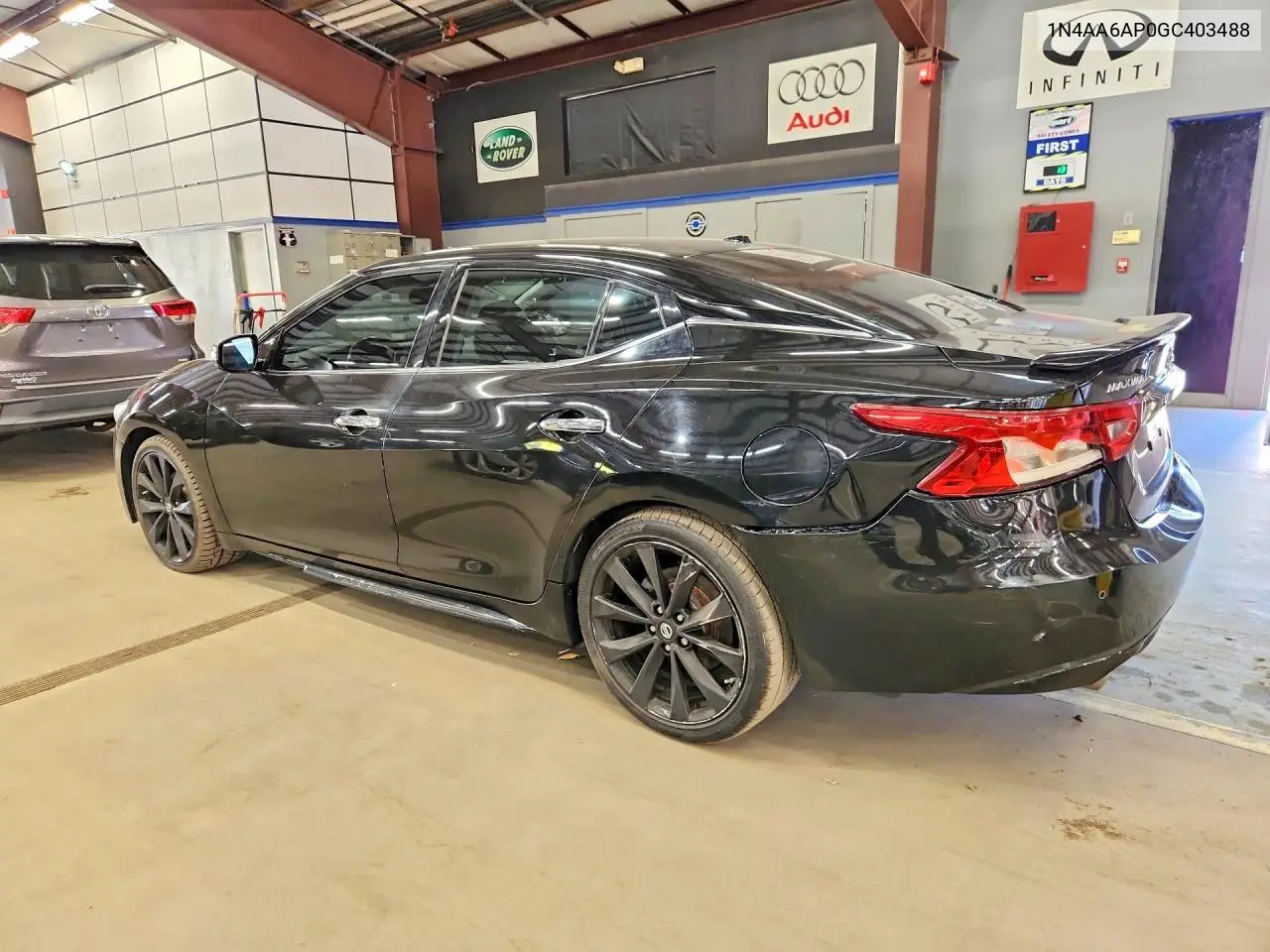 2016 NISSAN MAXIMA VIN 1N4AA6AP0GC403488 — фото 2