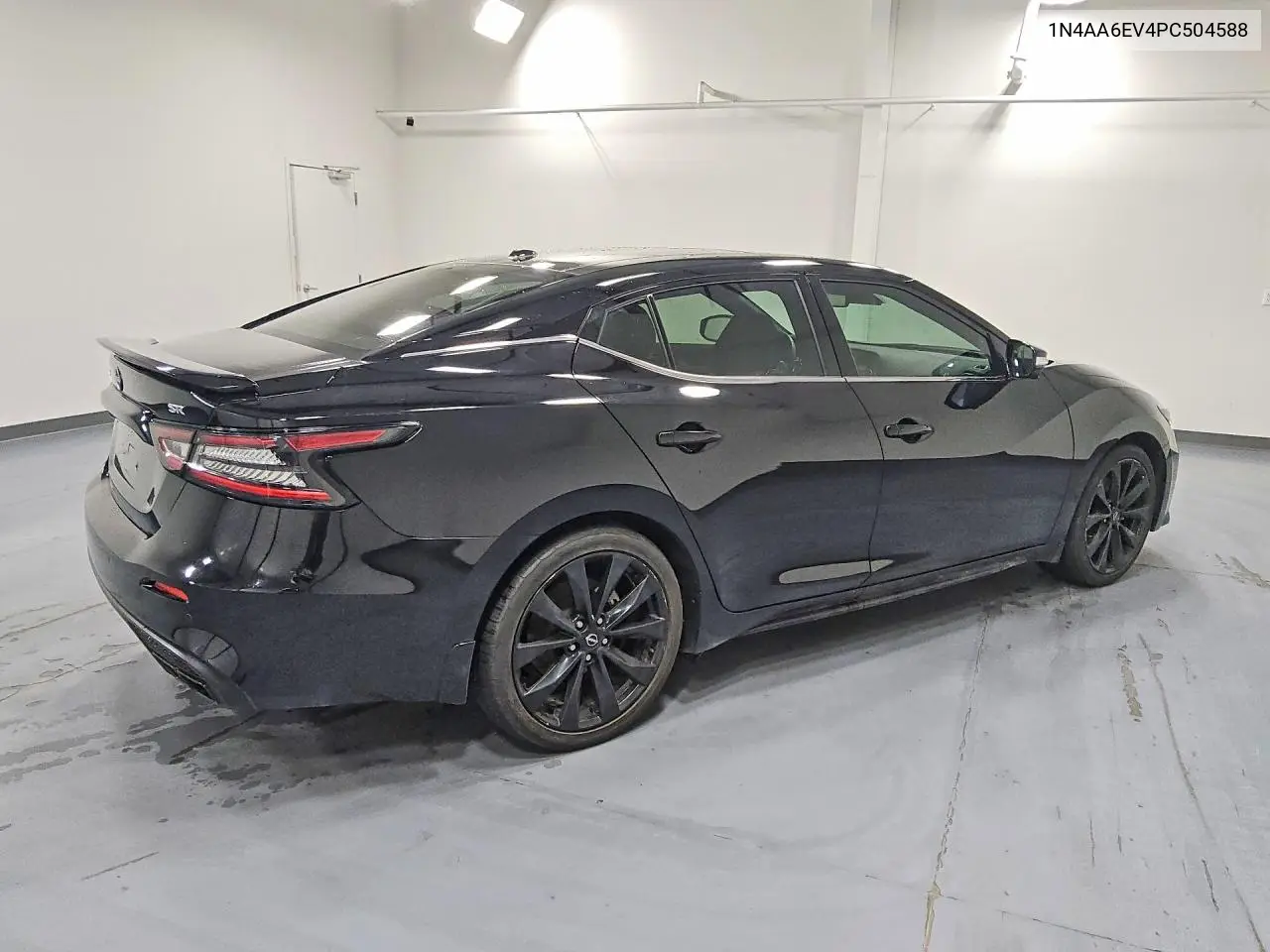 2023 NISSAN MAXIMA VIN 1N4AA6EV4PC504588 — фото 3