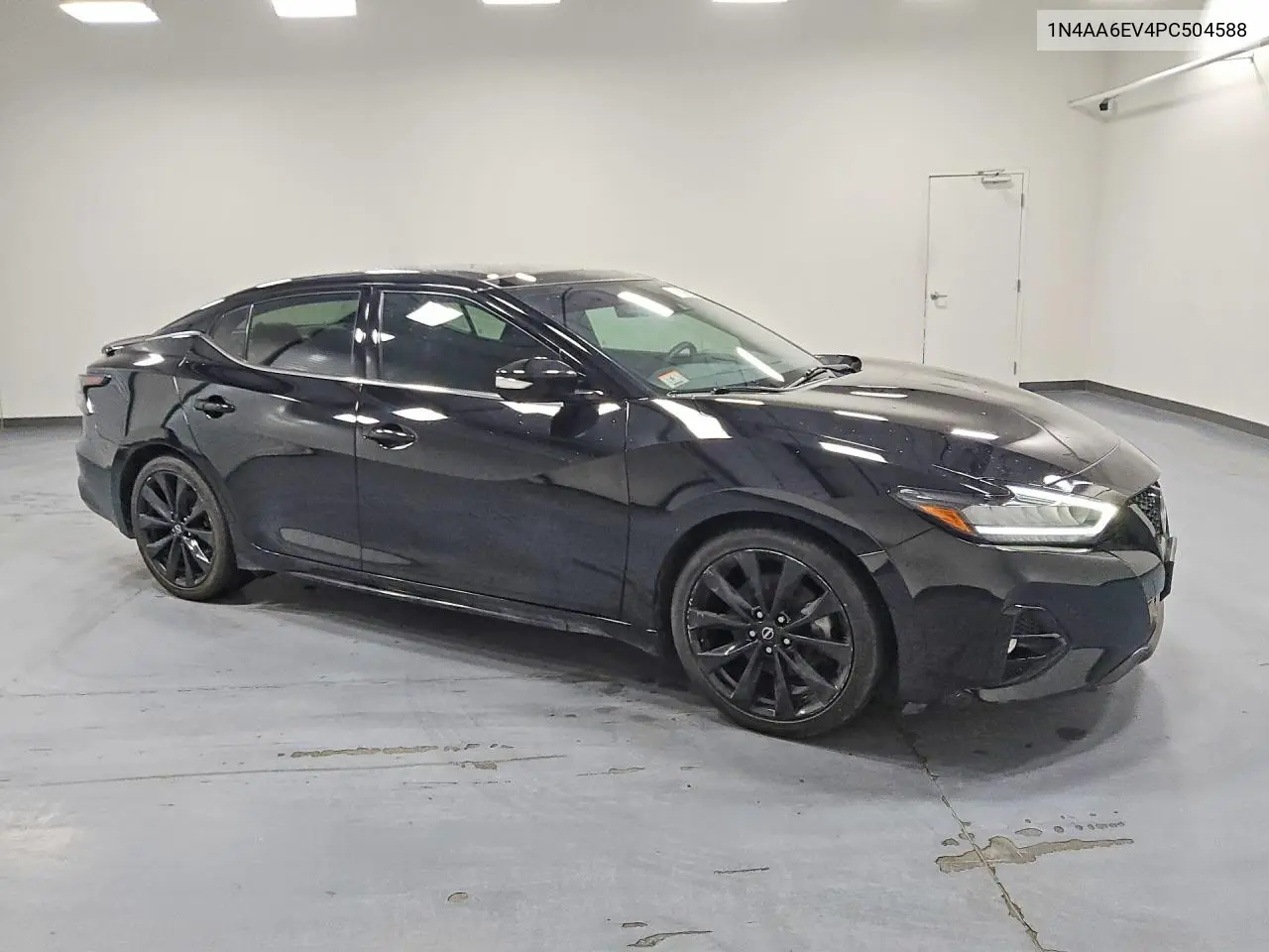 2023 NISSAN MAXIMA VIN 1N4AA6EV4PC504588 — фото 4