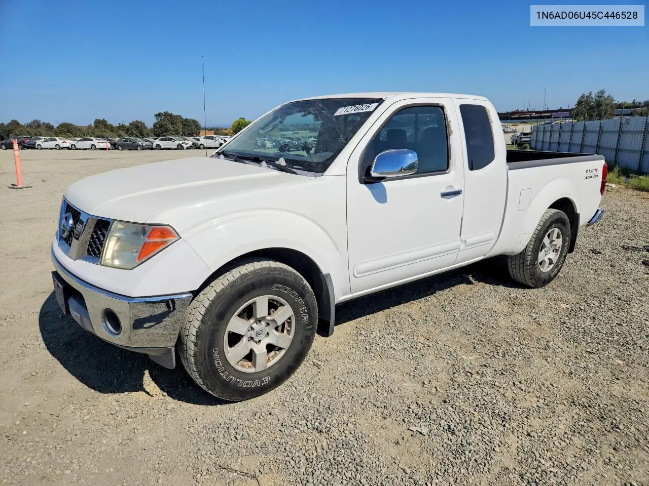NISSAN NAVARA (FRONTIER) 2005, VIN 1N6AD06U45C446528