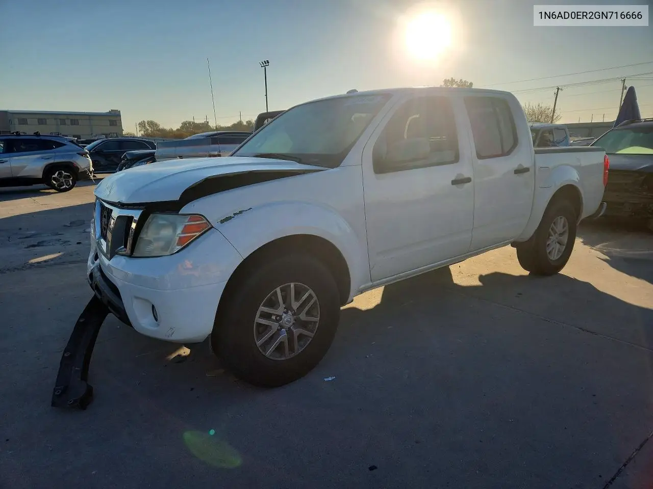 NISSAN NAVARA (FRONTIER) 2016, VIN 1N6AD0ER2GN716666