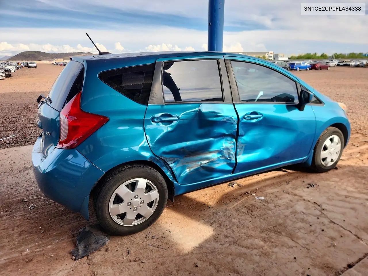 2015 NISSAN NOTE VIN 3N1CE2CP0FL434338 — фото 3