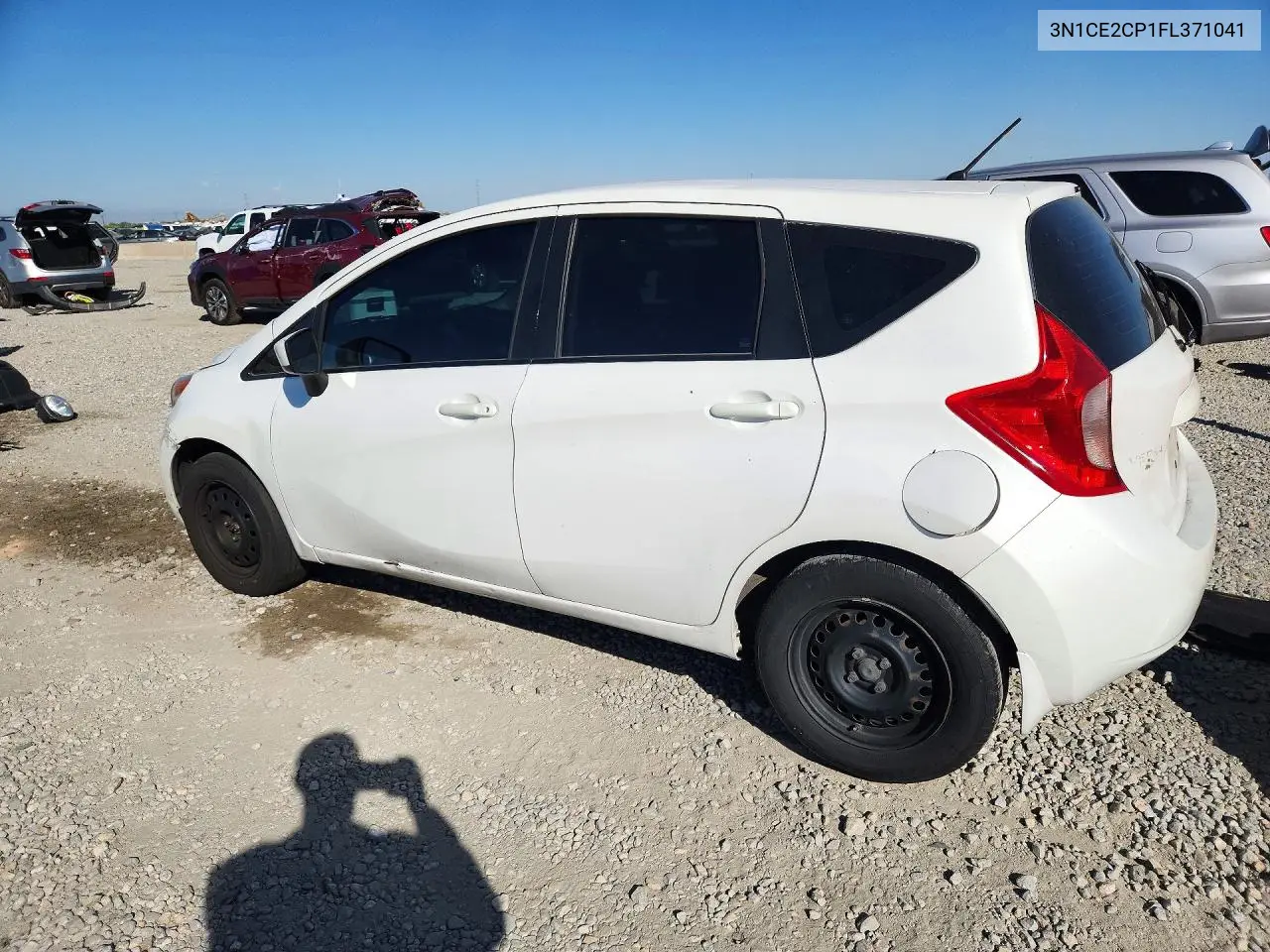 2015 NISSAN NOTE VIN 3N1CE2CP1FL371041 — фото 2