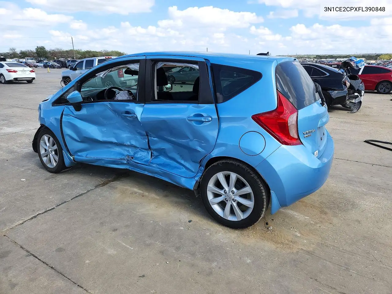 2015 NISSAN NOTE VIN 3N1CE2CPXFL390848 — фото 2