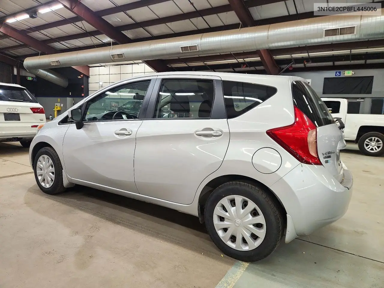 2015 NISSAN NOTE VIN 3N1CE2CP8FL445006 — фото 2