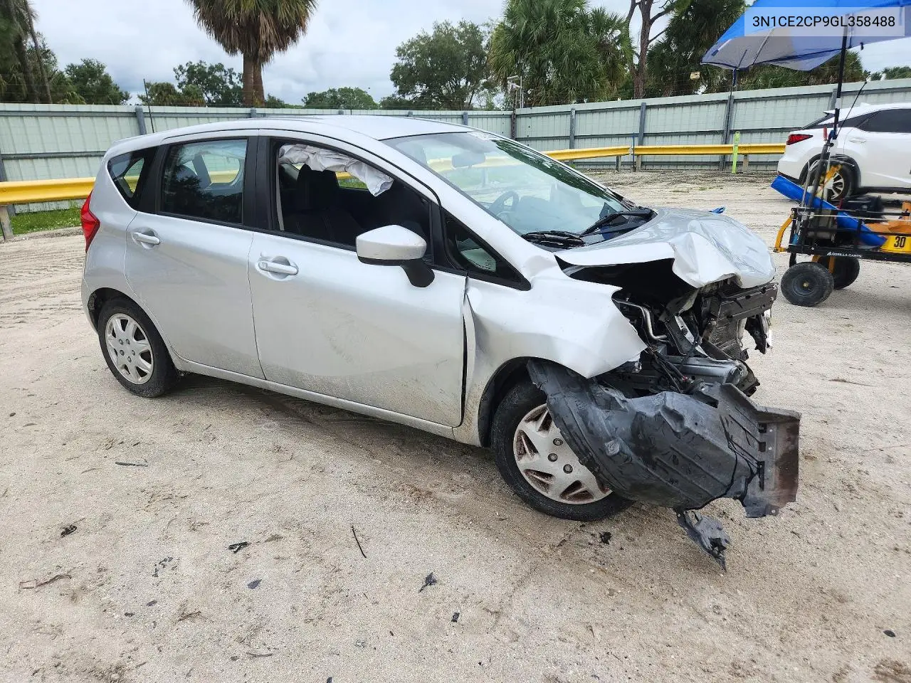 2016 NISSAN NOTE VIN 3N1CE2CP9GL358488 — фото 4