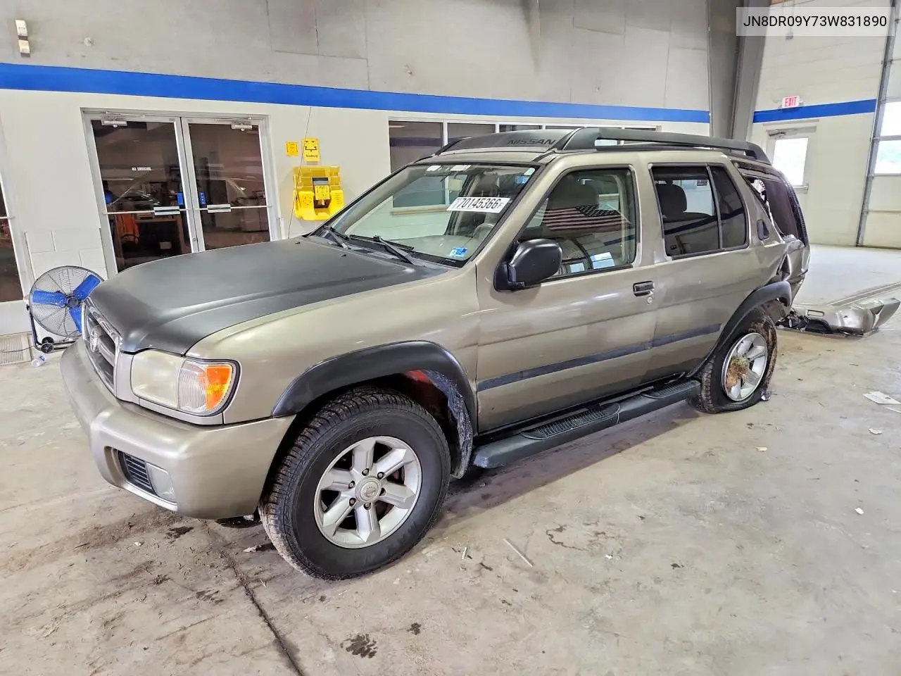 NISSAN PATHFINDER 2003, VIN JN8DR09Y73W831890
