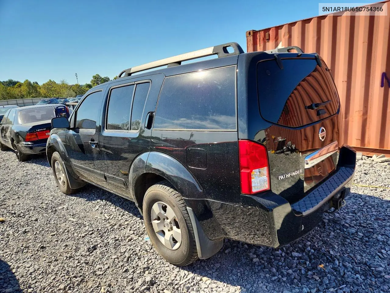 2005 NISSAN PATHFINDER VIN 5N1AR18U65C754366 — фото 2
