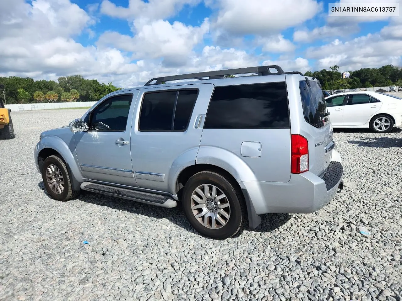 2010 NISSAN PATHFINDER VIN 5N1AR1NN8AC613757 — фото 2