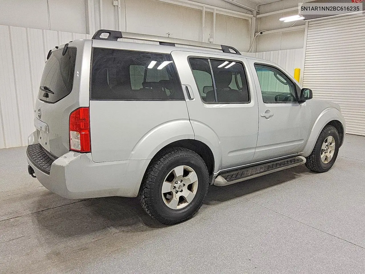2011 NISSAN PATHFINDER VIN 5N1AR1NN2BC616235 — фото 3