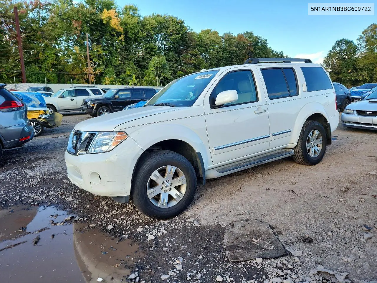 NISSAN PATHFINDER 2011, VIN 5N1AR1NB3BC609722