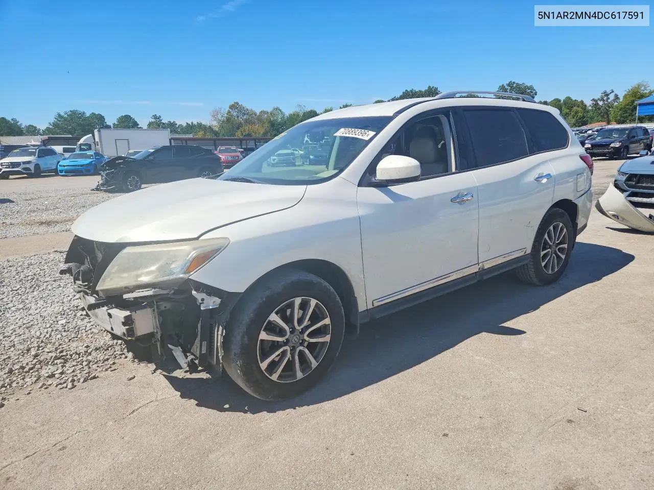 NISSAN PATHFINDER 2013, VIN 5N1AR2MN4DC617591