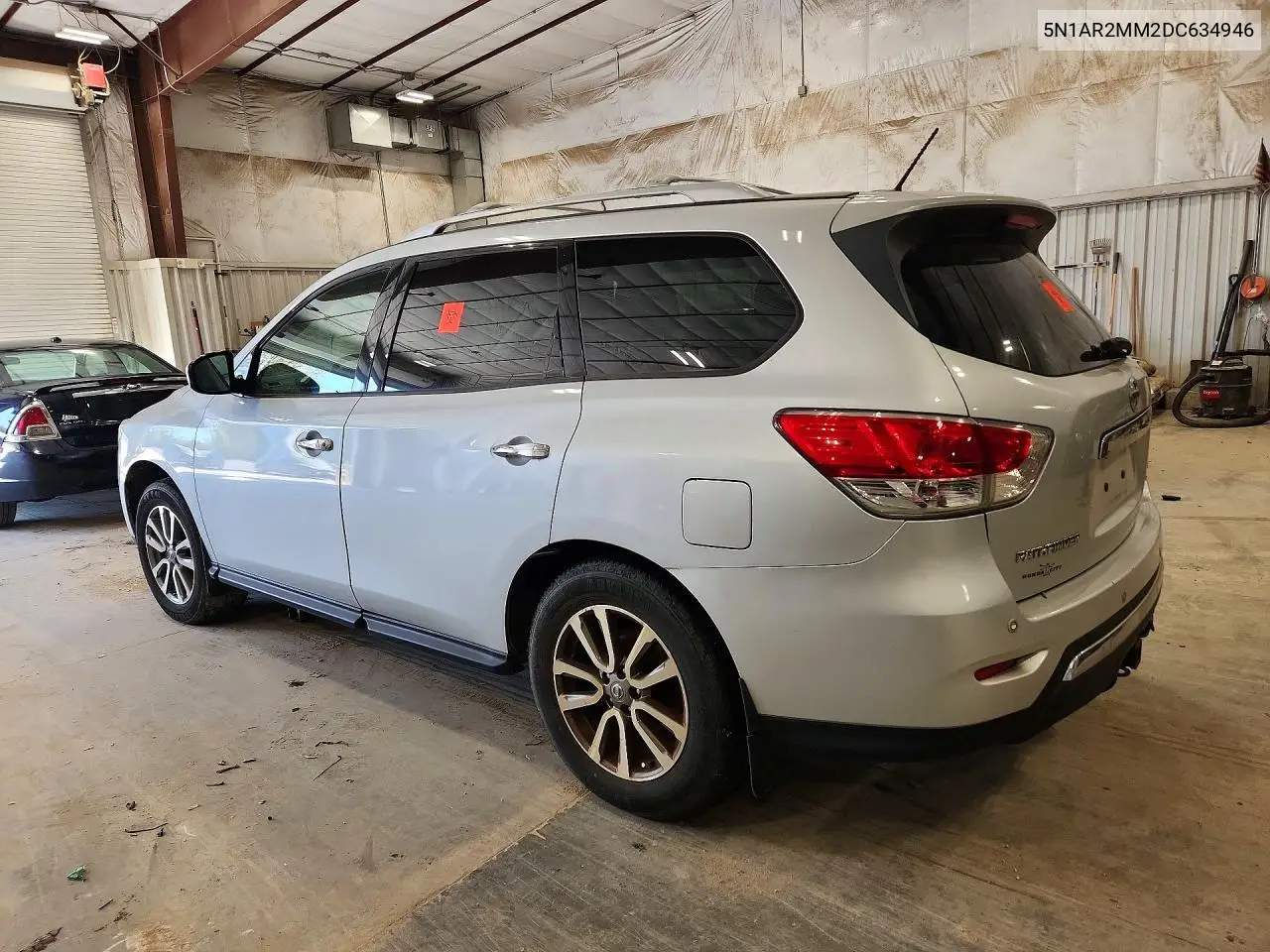 2013 NISSAN PATHFINDER VIN 5N1AR2MM2DC634946 — фото 2