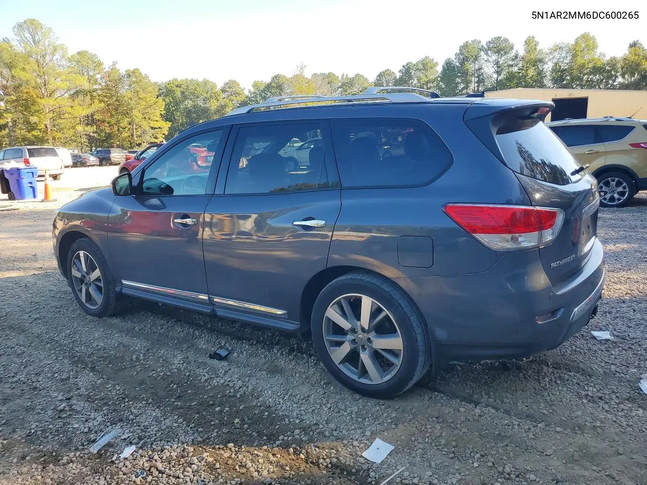 2013 NISSAN PATHFINDER VIN 5N1AR2MM6DC600265 — фото 2