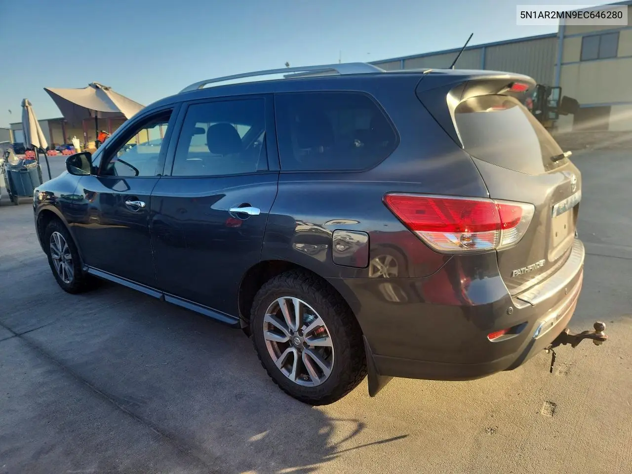 2014 NISSAN PATHFINDER VIN 5N1AR2MN9EC646280 — фото 2