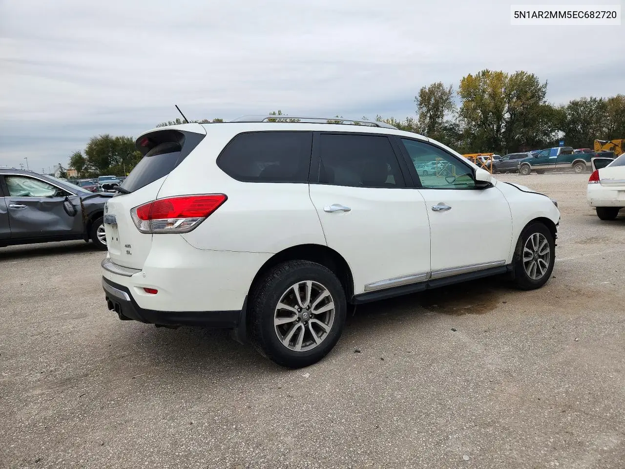 2014 NISSAN PATHFINDER VIN 5N1AR2MM5EC682720 — фото 3