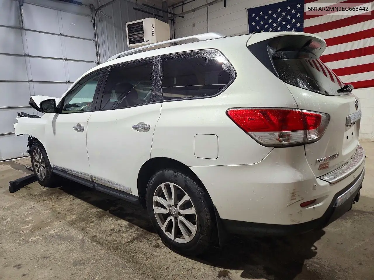2014 NISSAN PATHFINDER VIN 5N1AR2MN9EC668442 — фото 2