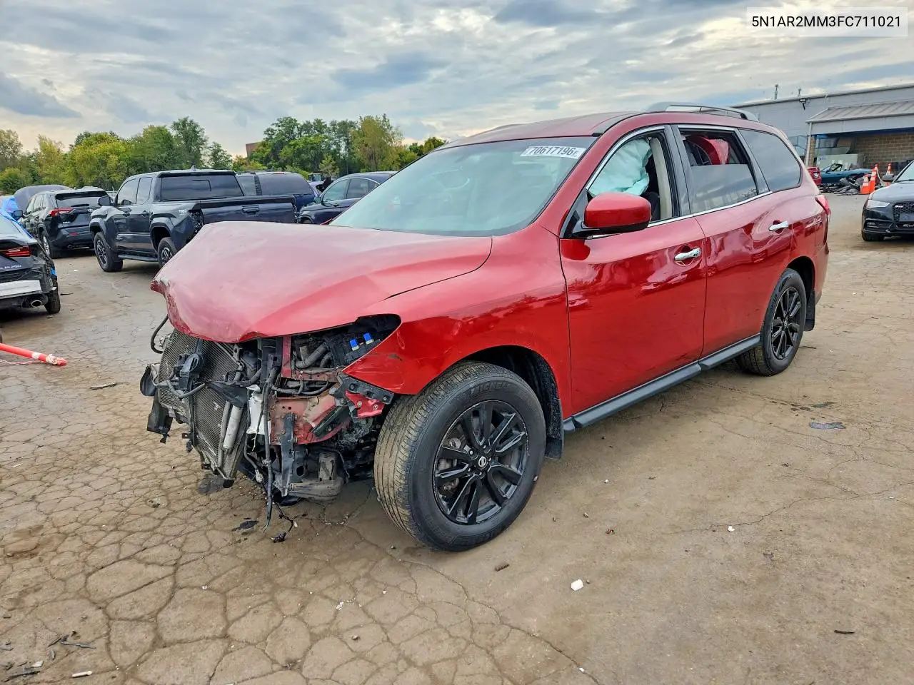 NISSAN PATHFINDER 2015, VIN 5N1AR2MM3FC711021