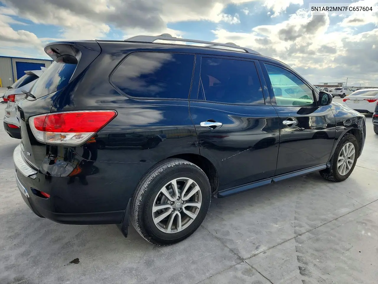 2015 NISSAN PATHFINDER VIN 5N1AR2MN7FC657604 — фото 3