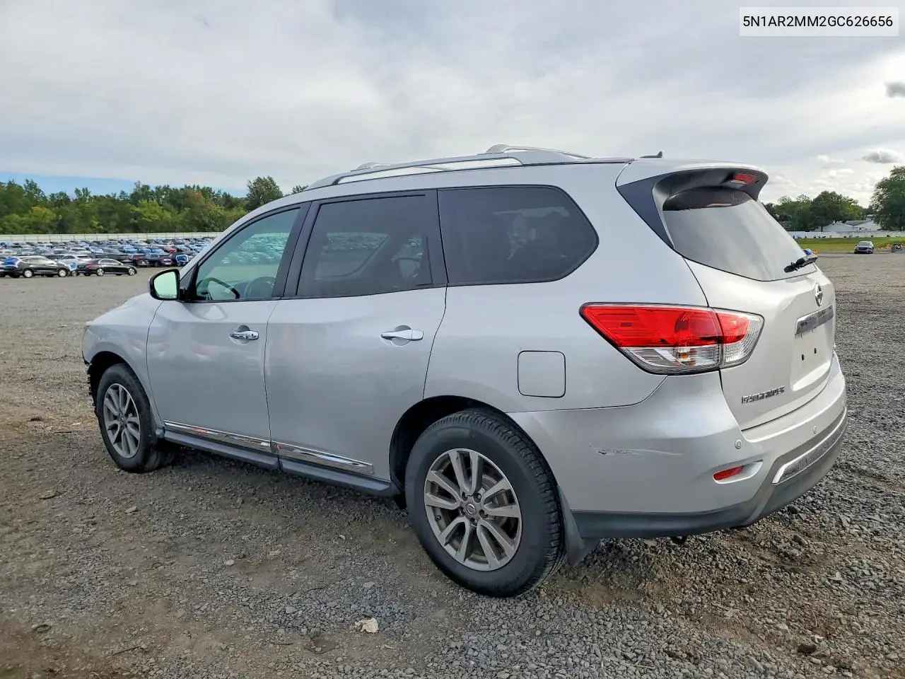 2016 NISSAN PATHFINDER VIN 5N1AR2MM2GC626656 — фото 2