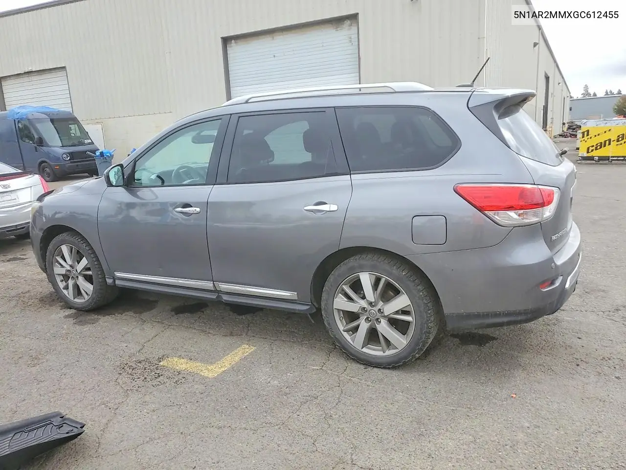 2016 NISSAN PATHFINDER VIN 5N1AR2MMXGC612455 — фото 2