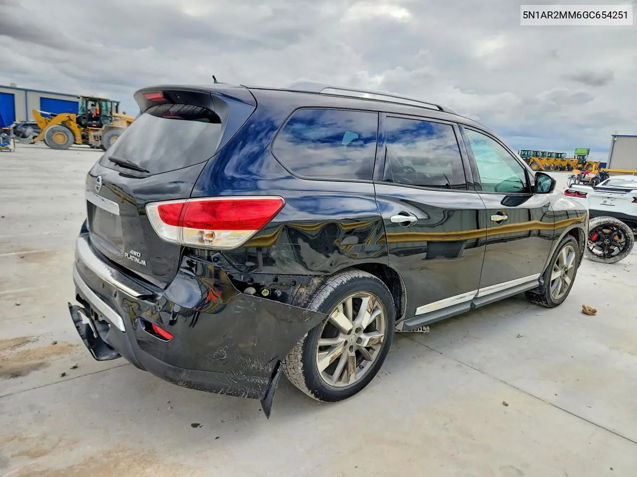 2016 NISSAN PATHFINDER VIN 5N1AR2MM6GC654251 — фото 3