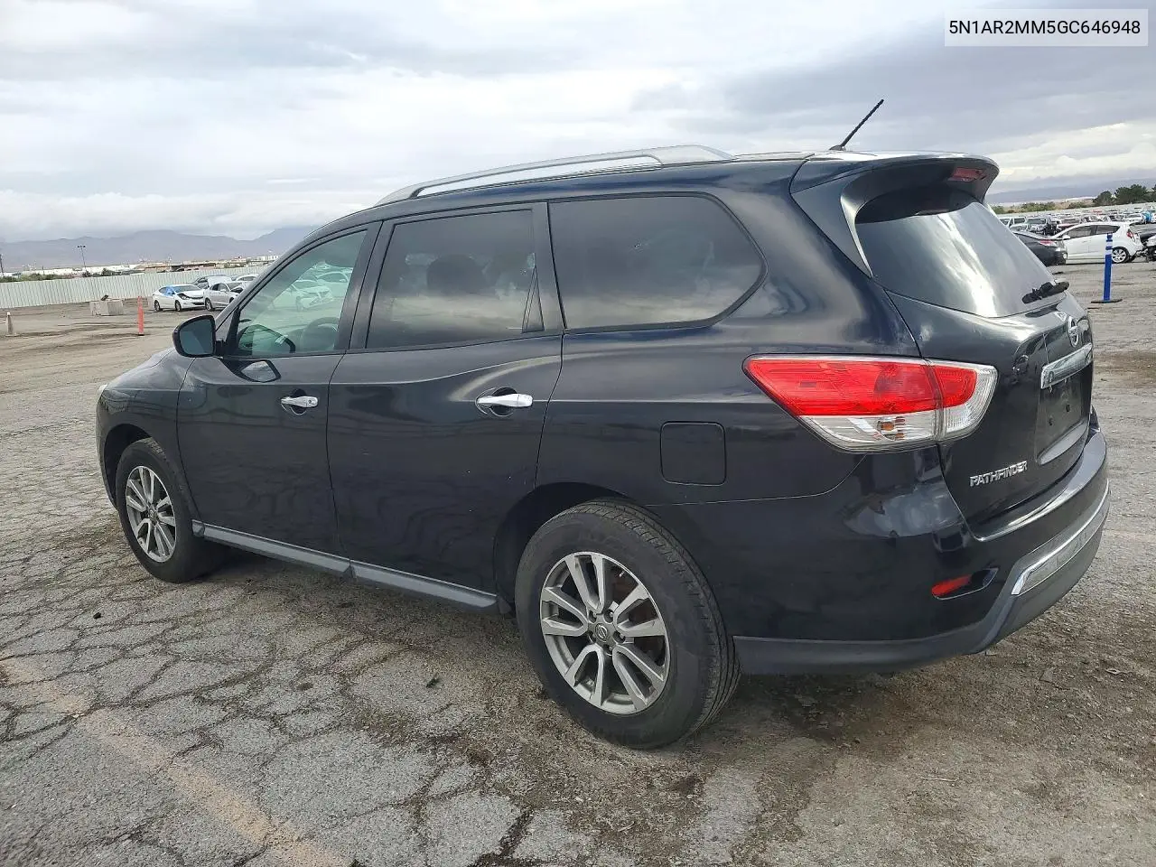 2016 NISSAN PATHFINDER VIN 5N1AR2MM5GC646948 — фото 2
