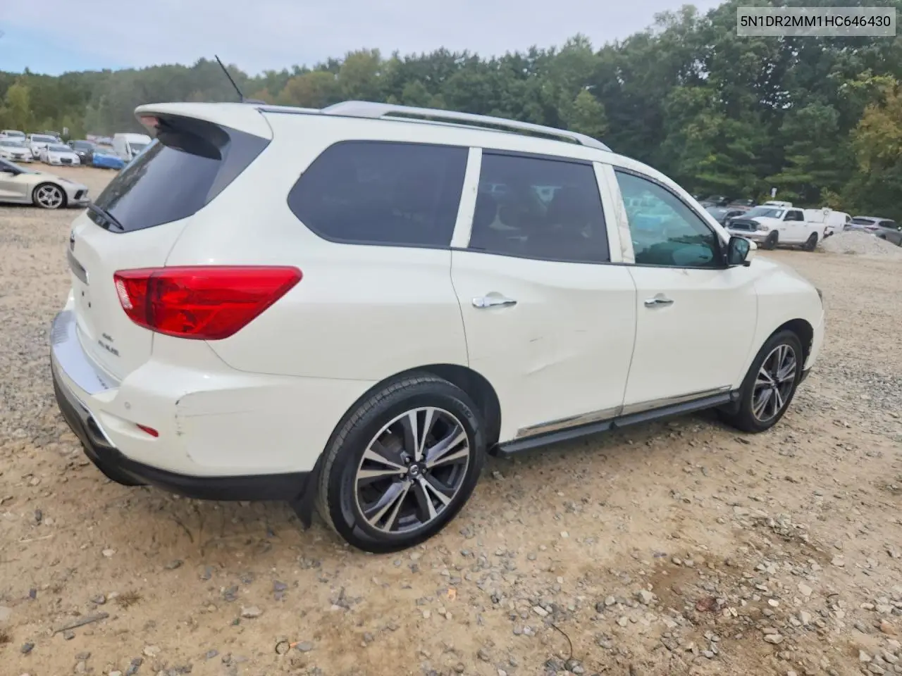 2017 NISSAN PATHFINDER VIN 5N1DR2MM1HC646430 — фото 3