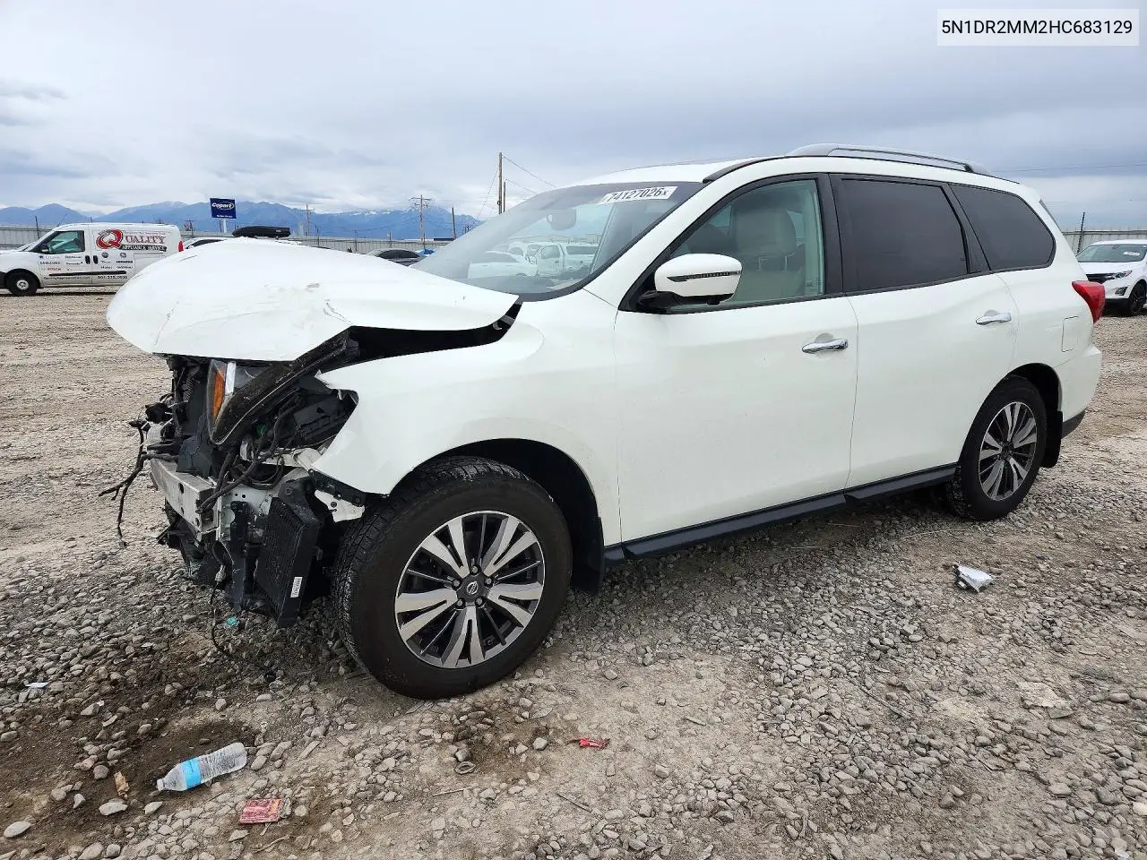 NISSAN PATHFINDER 2017, VIN 5N1DR2MM2HC683129