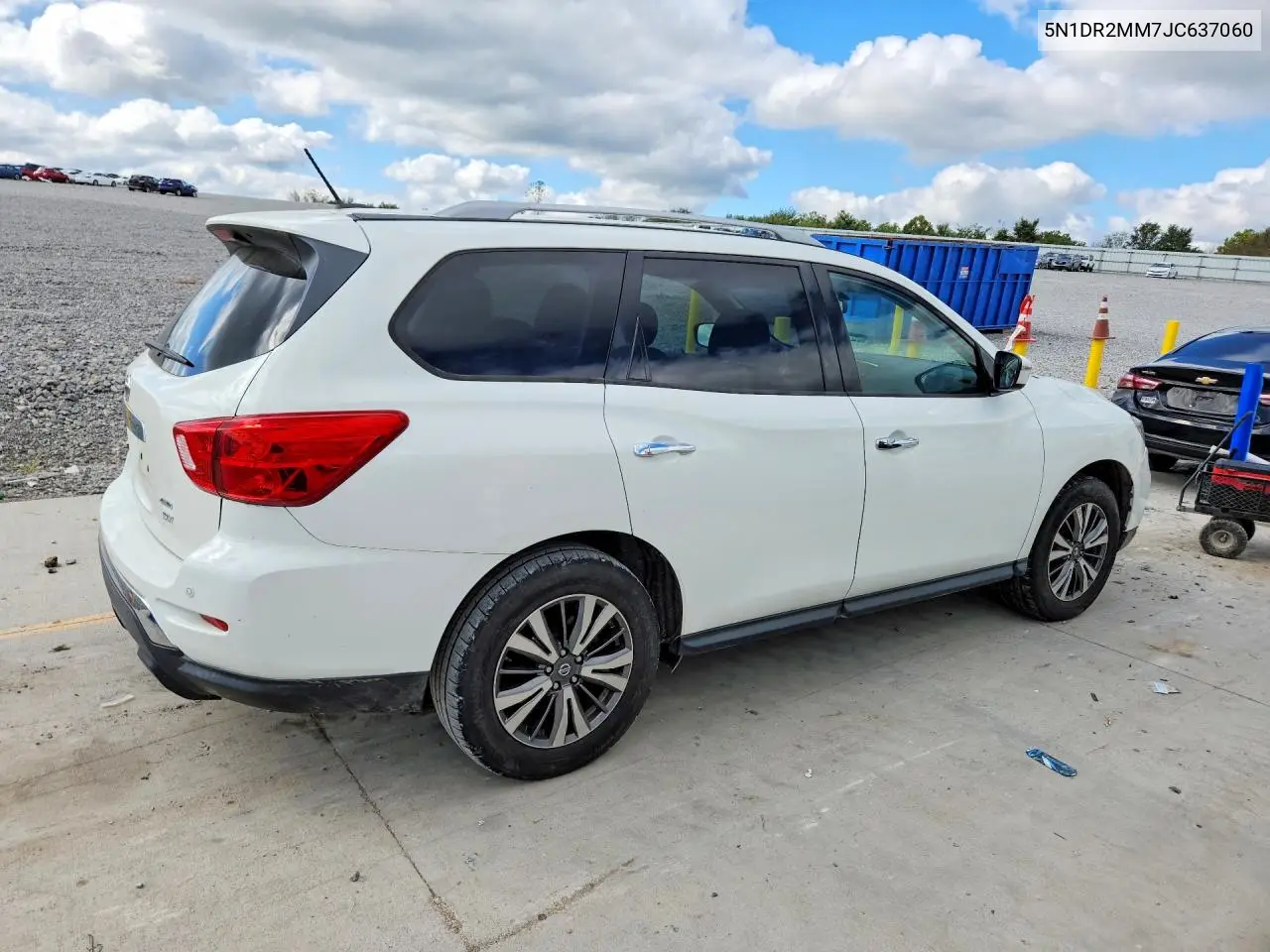 2018 NISSAN PATHFINDER VIN 5N1DR2MM7JC637060 — фото 3