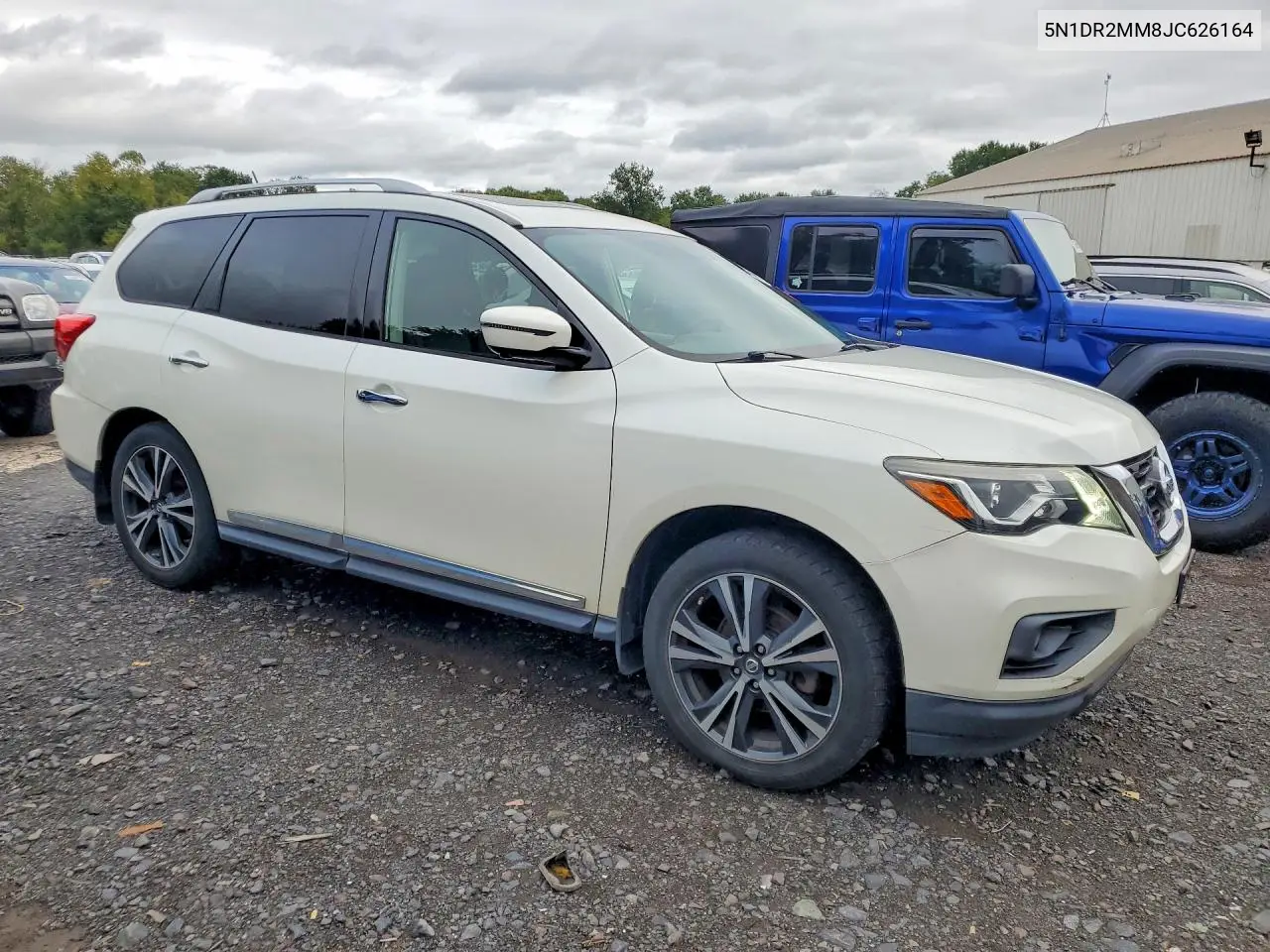 2018 NISSAN PATHFINDER VIN 5N1DR2MM8JC626164 — фото 4