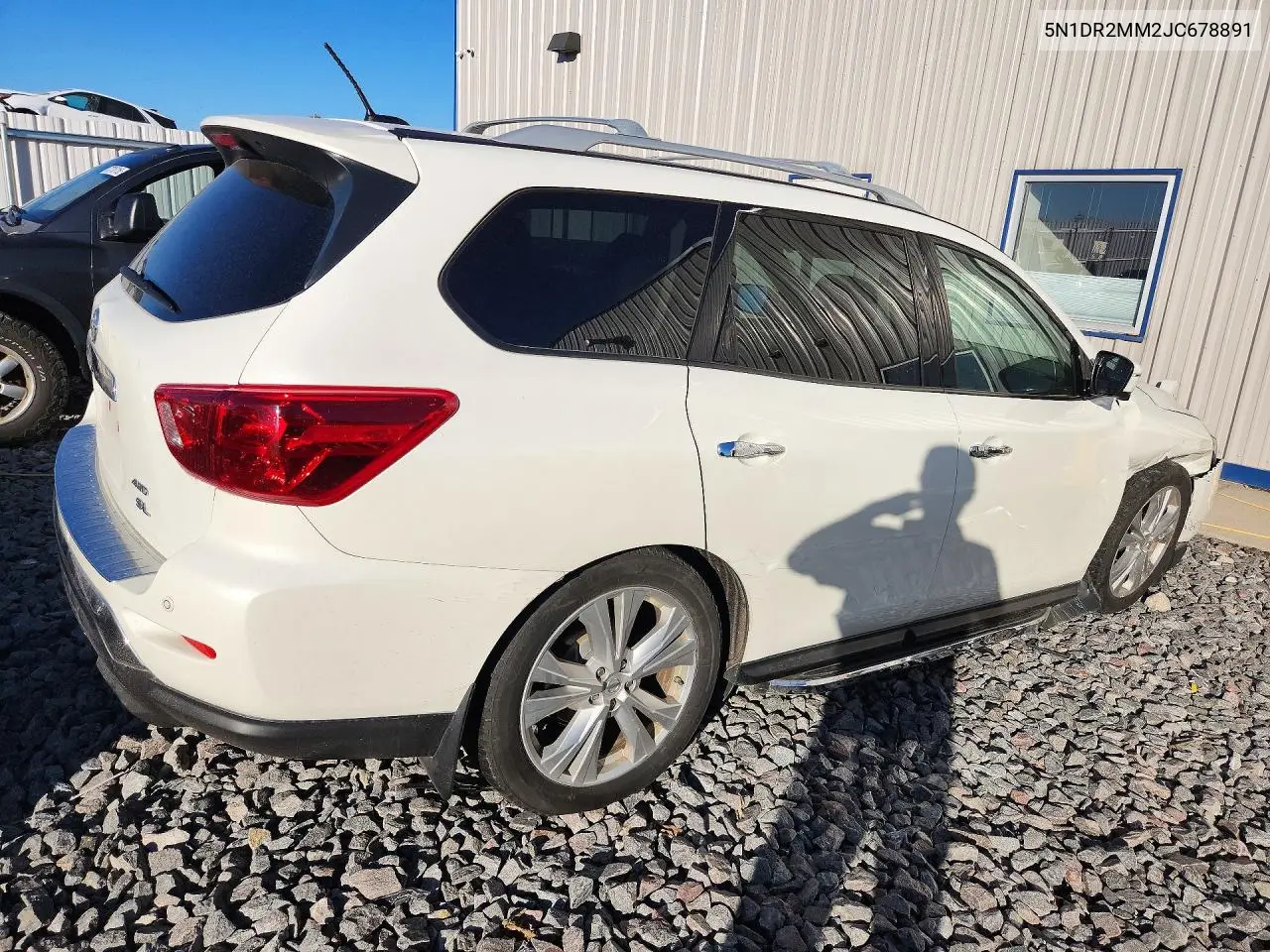 2018 NISSAN PATHFINDER VIN 5N1DR2MM2JC678891 — фото 3