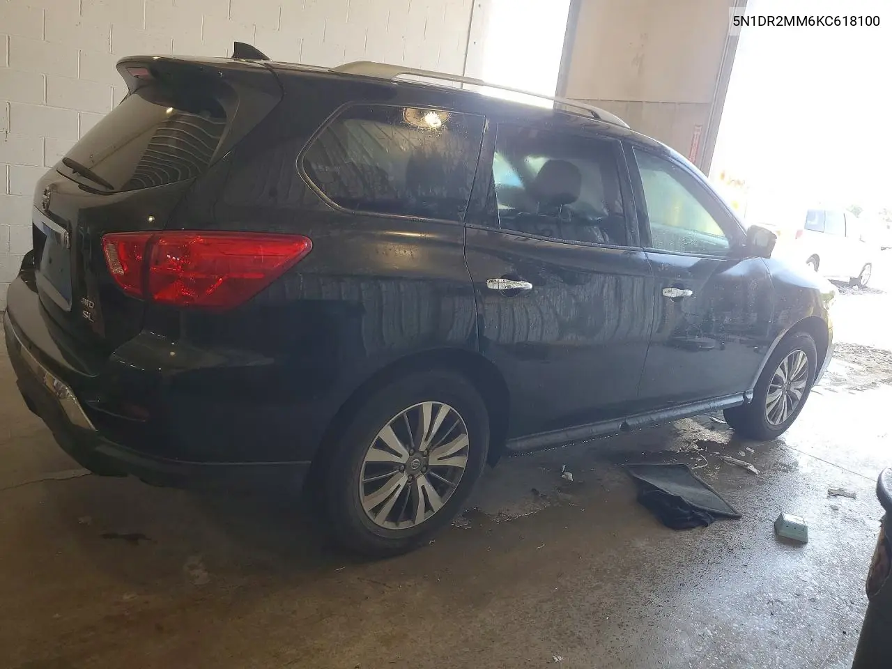 2019 NISSAN PATHFINDER VIN 5N1DR2MM6KC618100 — фото 3