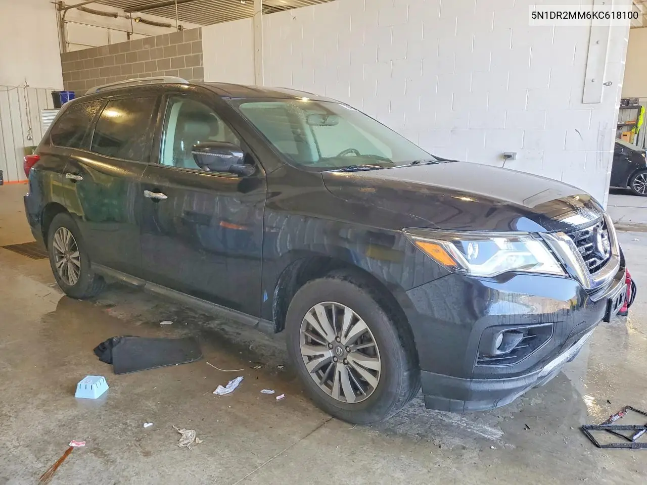 2019 NISSAN PATHFINDER VIN 5N1DR2MM6KC618100 — фото 4