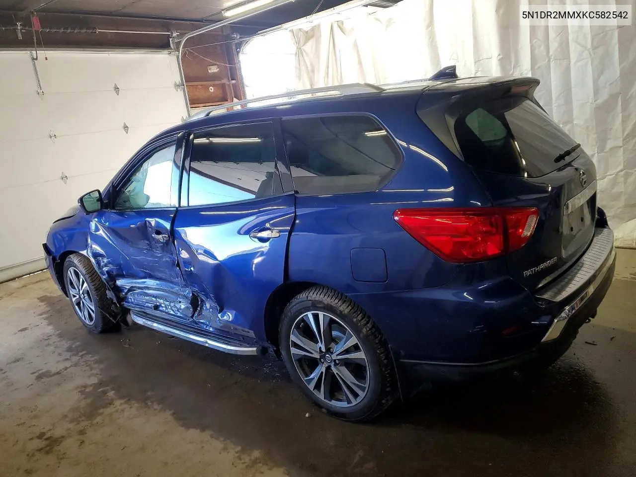 2019 NISSAN PATHFINDER VIN 5N1DR2MMXKC582542 — фото 2
