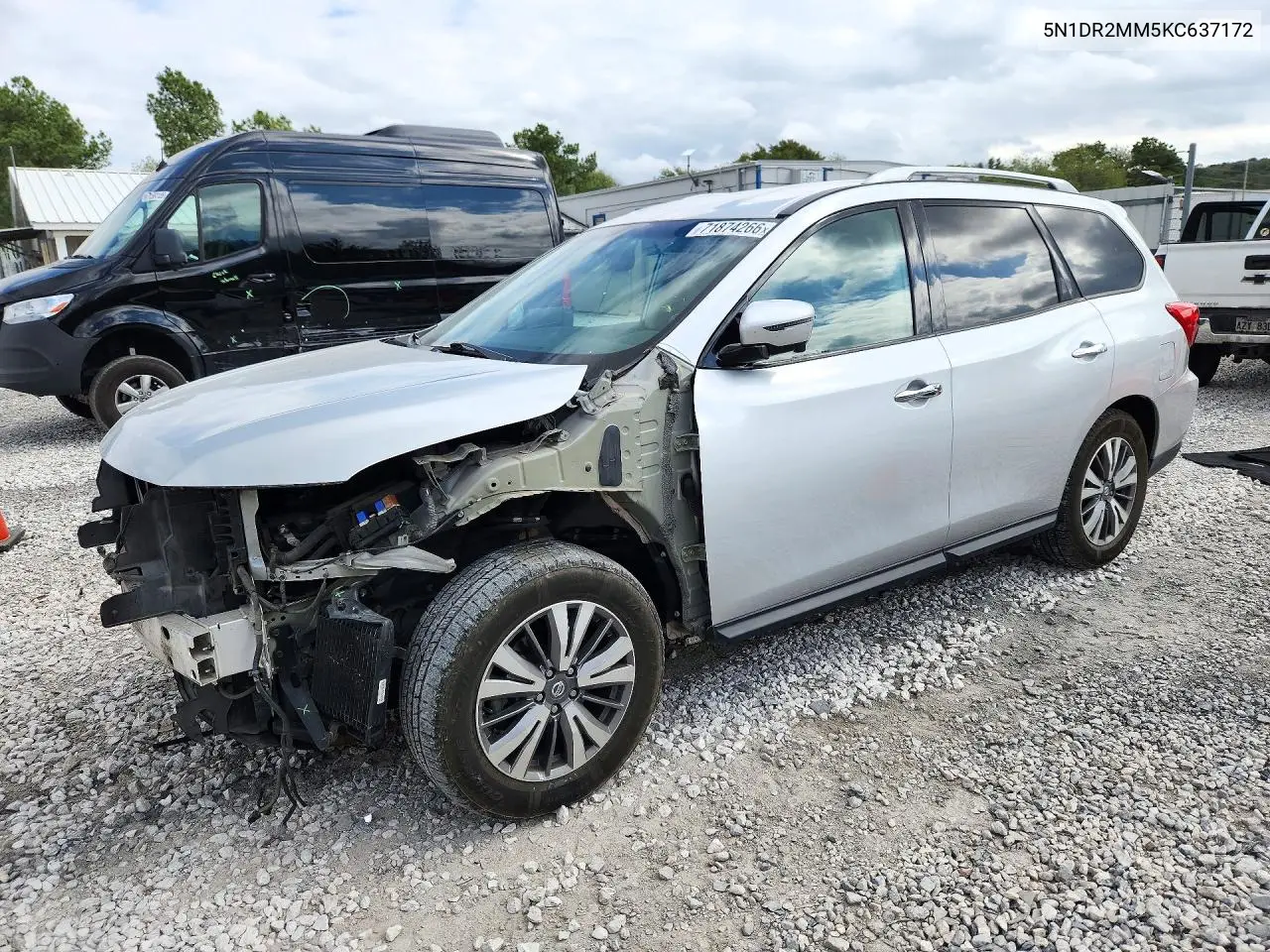 NISSAN PATHFINDER 2019, VIN 5N1DR2MM5KC637172