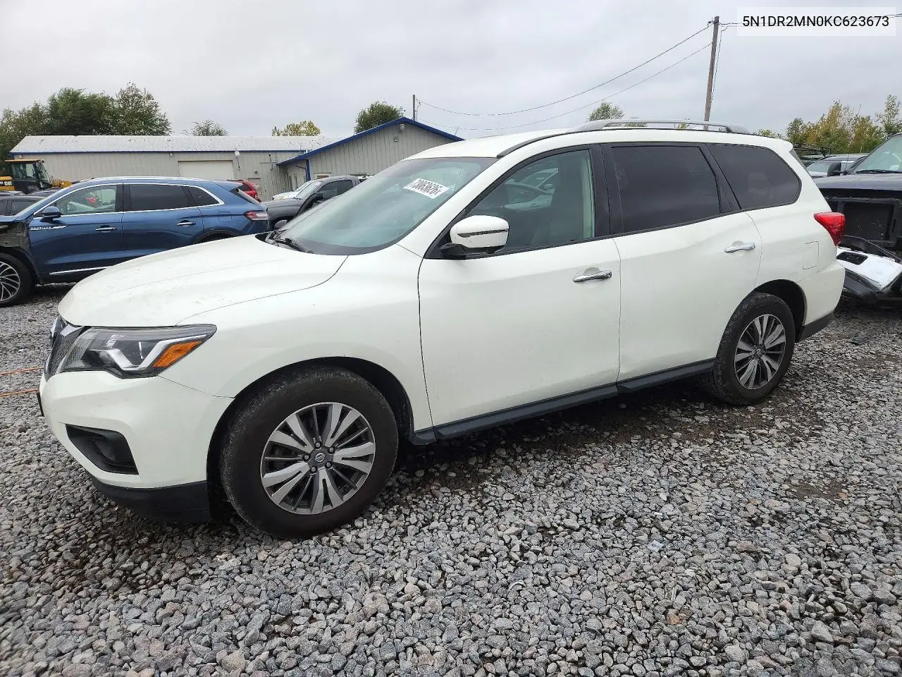 NISSAN PATHFINDER 2019, VIN 5N1DR2MN0KC623673