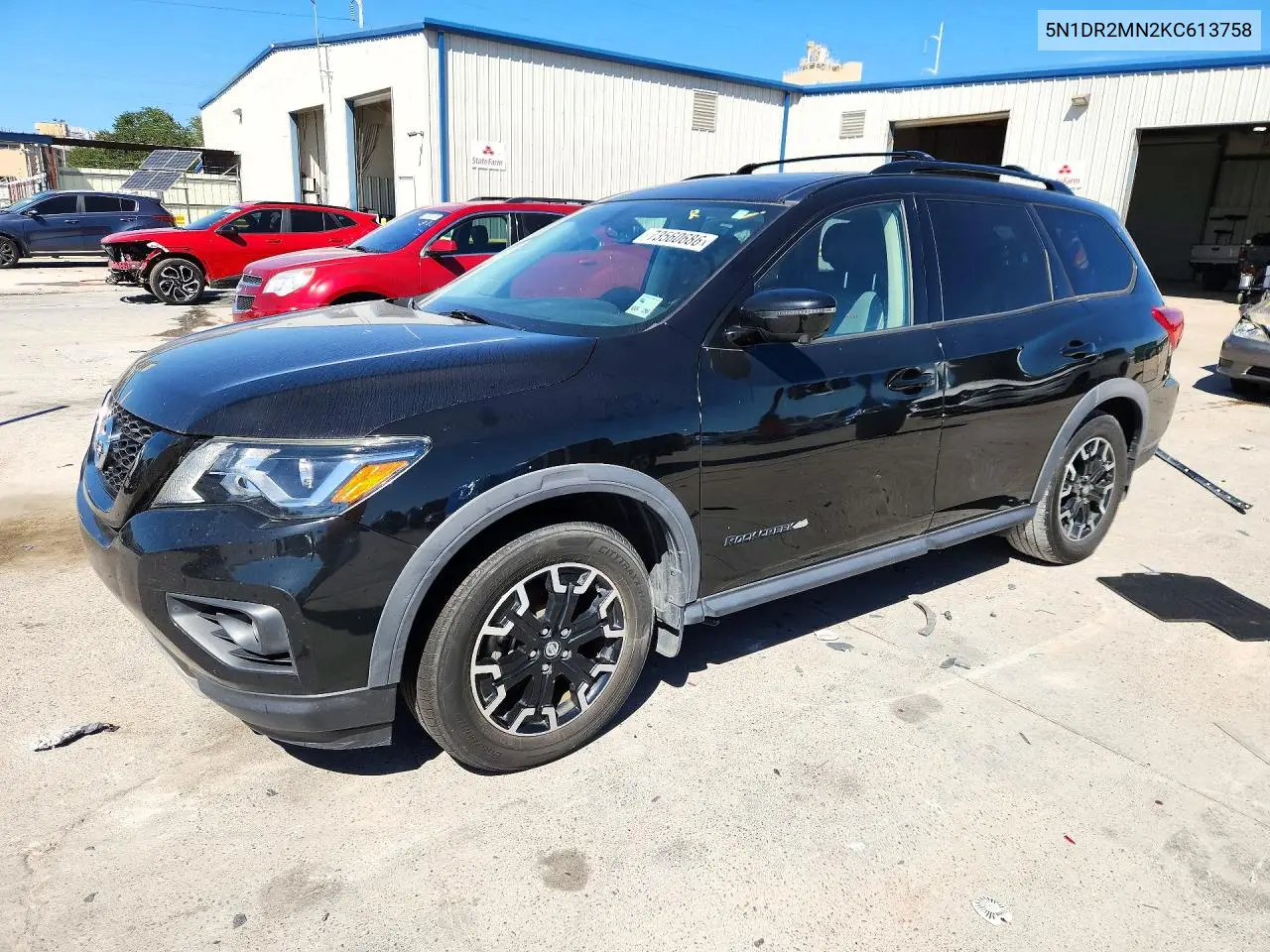 NISSAN PATHFINDER 2019, VIN 5N1DR2MN2KC613758