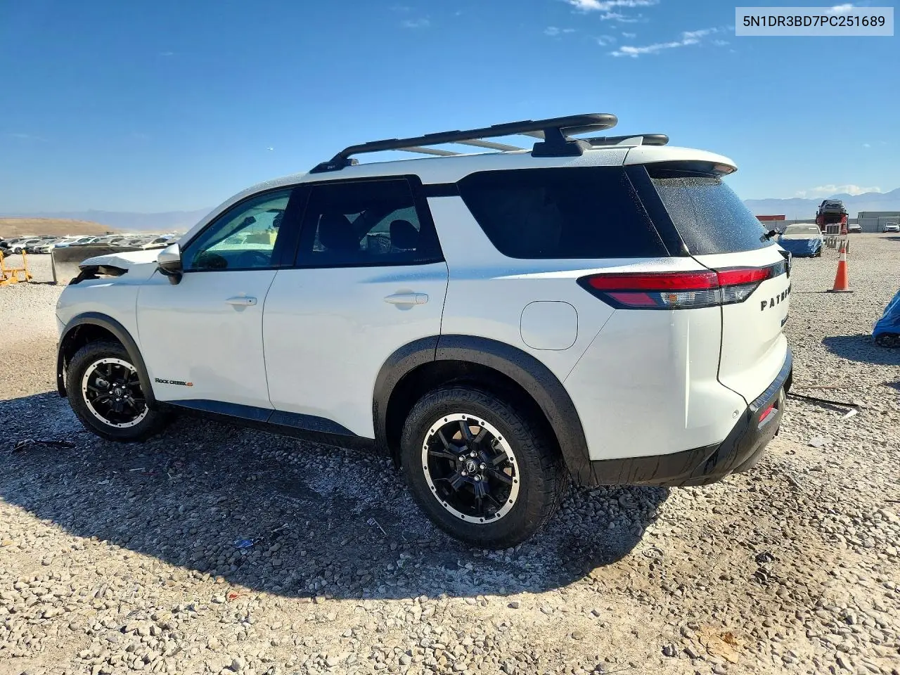 2023 NISSAN PATHFINDER VIN 5N1DR3BD7PC251689 — фото 2