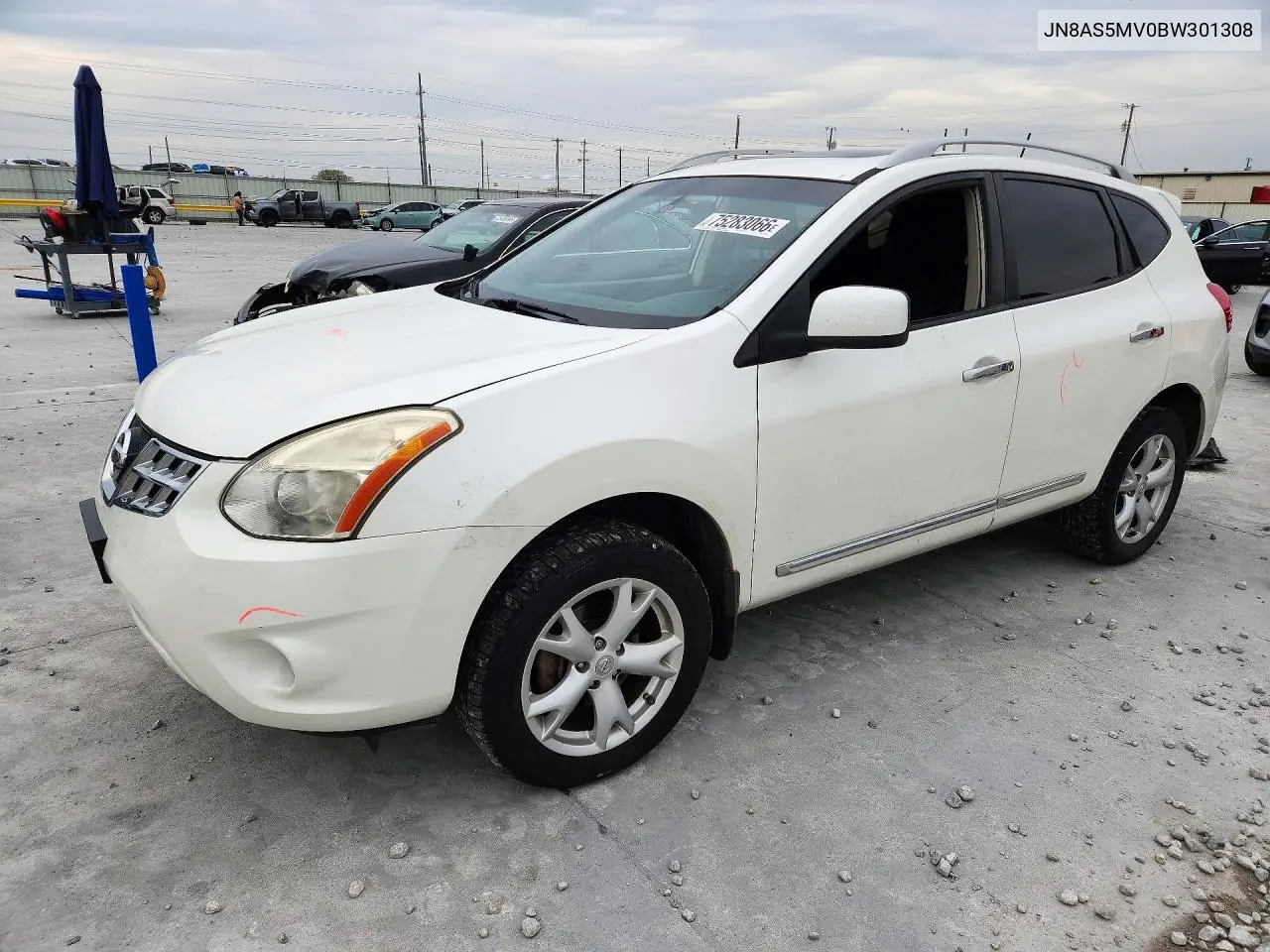 NISSAN ROGUE 2011, VIN JN8AS5MV0BW301308