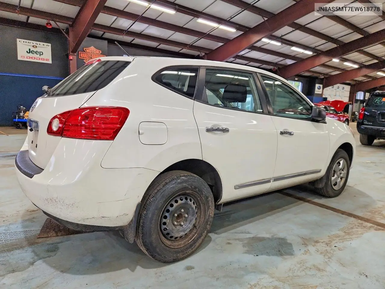 2014 NISSAN ROGUE VIN JN8AS5MT7EW618778 — фото 3