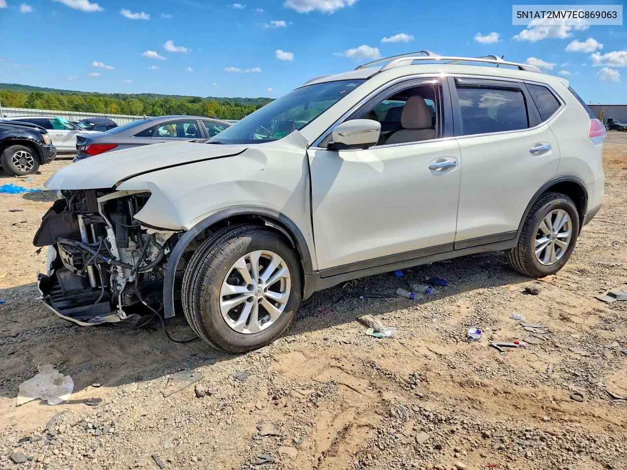 NISSAN ROGUE 2014, VIN 5N1AT2MV7EC869063