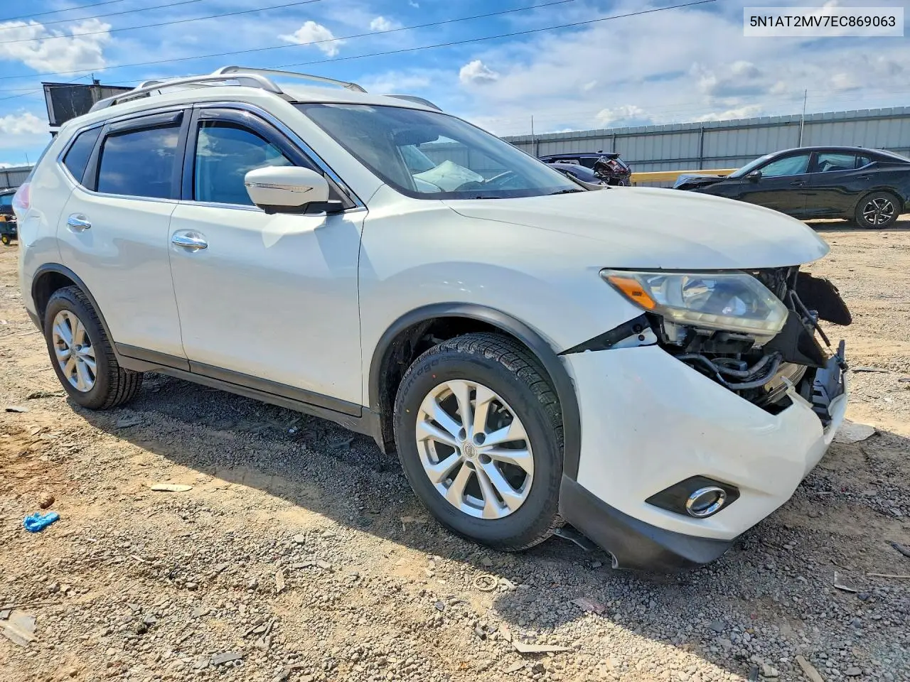 2014 NISSAN ROGUE VIN 5N1AT2MV7EC869063 — фото 4