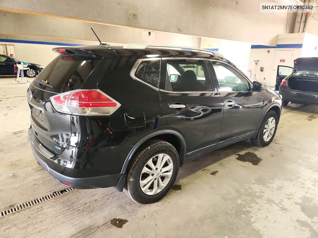 2014 NISSAN ROGUE VIN 5N1AT2MV7EC850352 — фото 3
