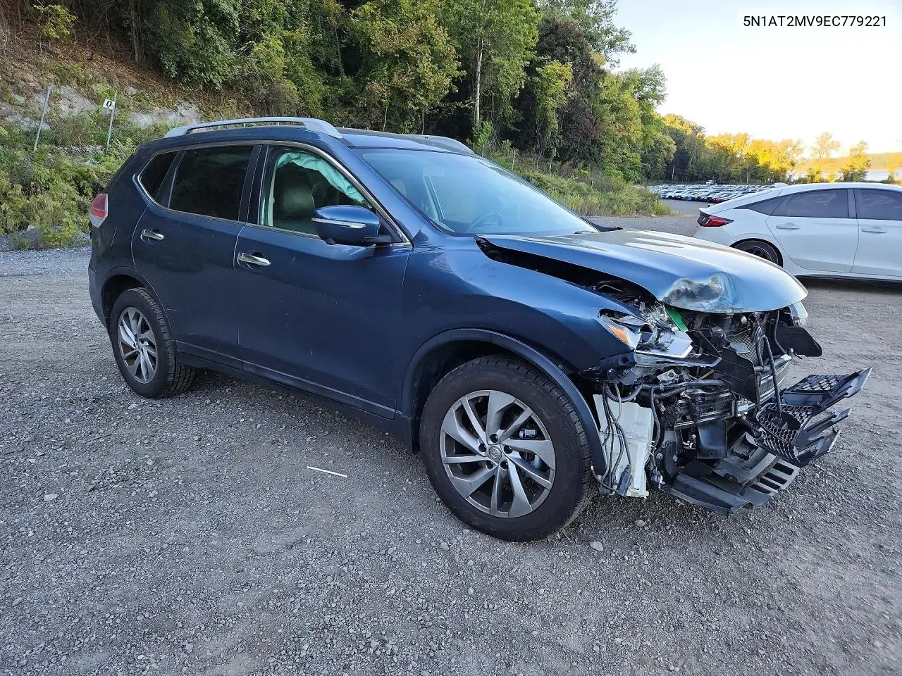 2014 NISSAN ROGUE VIN 5N1AT2MV9EC779221 — фото 4