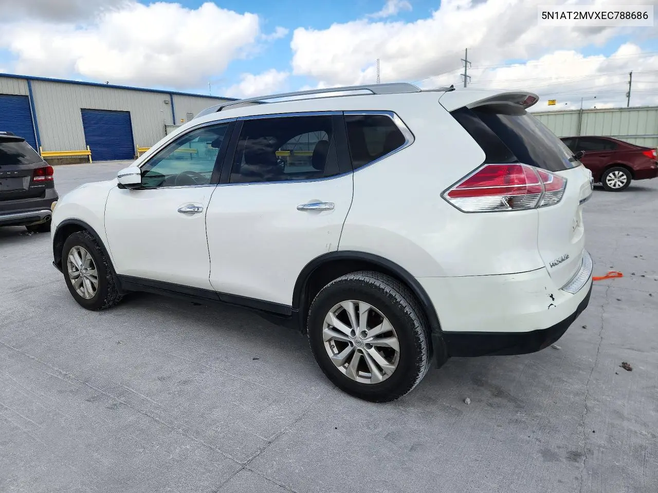 2014 NISSAN ROGUE VIN 5N1AT2MVXEC788686 — фото 2