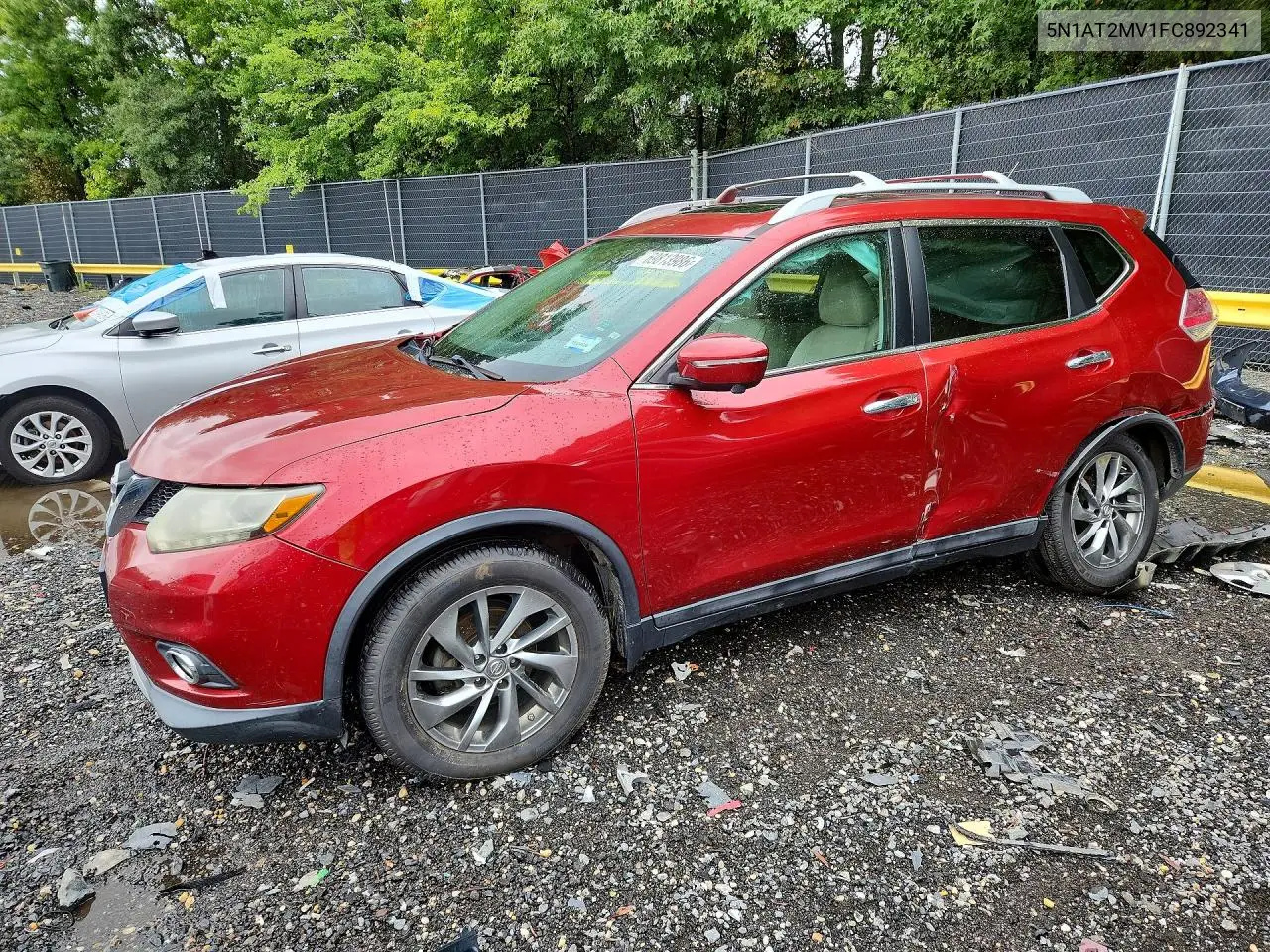 NISSAN ROGUE 2015, VIN 5N1AT2MV1FC892341