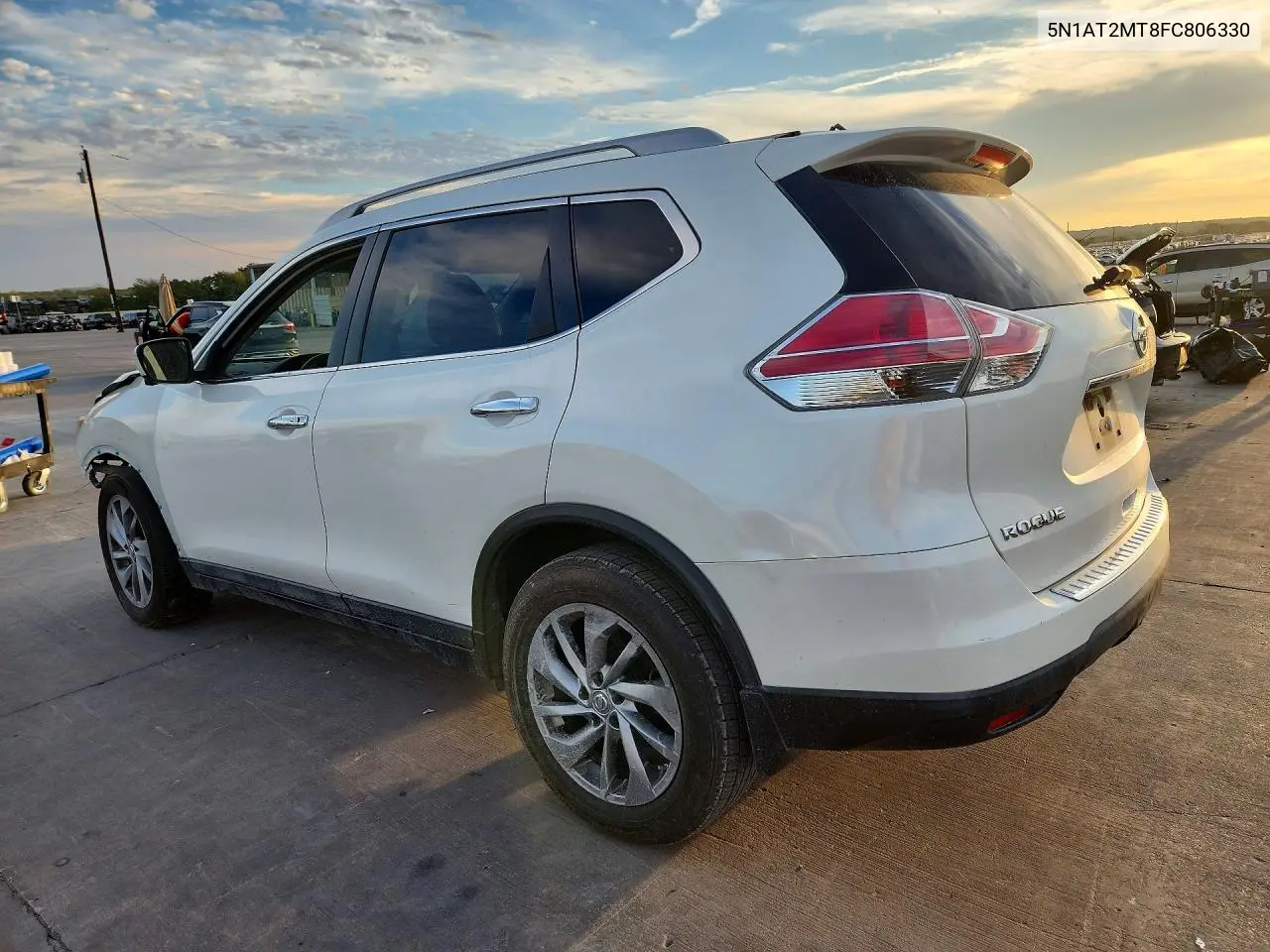 2015 NISSAN ROGUE VIN 5N1AT2MT8FC806330 — фото 2